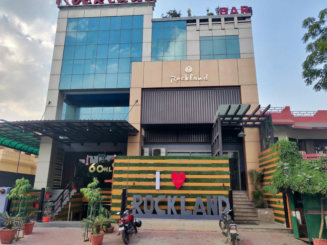 Hotel Rockland 자이푸르 외부 사진